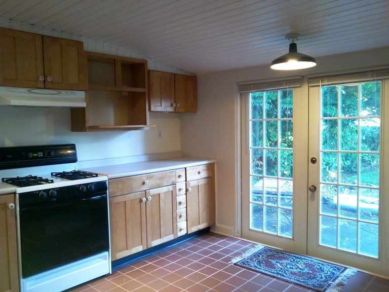 French doors to the patio at KentSuites